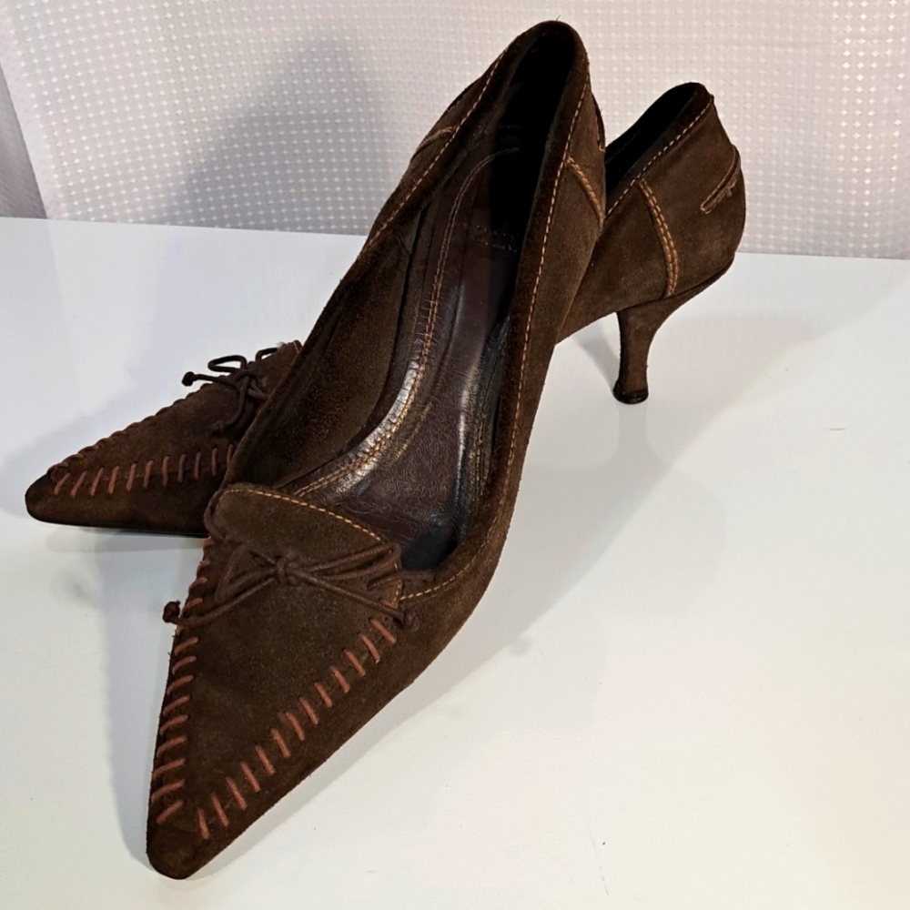 Zara Brown Suede Kitten Heels Sz 9, (EU Sz 40)